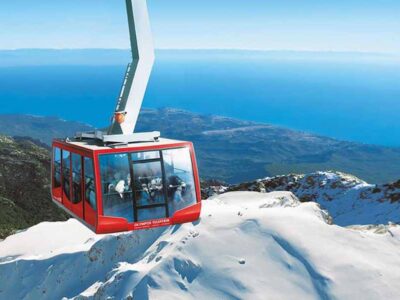 Tahtali-Mountain-ride-in-a-cable-car